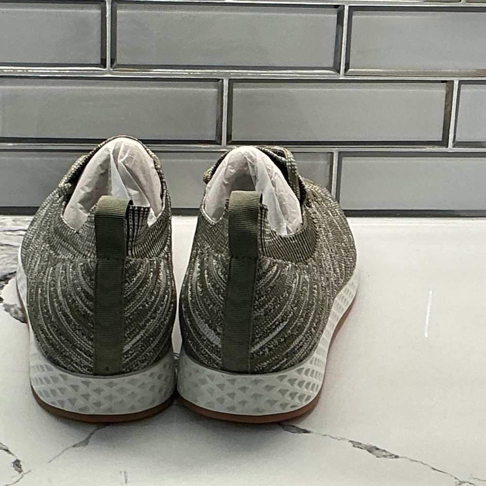 URBAN SPORT BY J/SLIDES Women's Khaki 2 Tone Knit Slip On Sneakers Shoes 9.5M - Picture 4 of 6